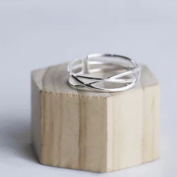 925銀飾&times;鏤空編織&times;開口戒指