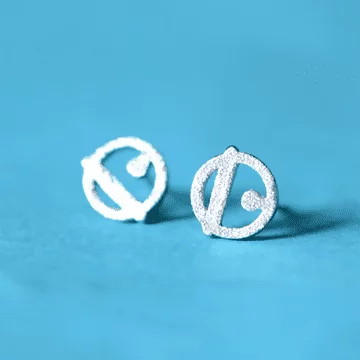 925銀針&times;機器貓鈴鐺&times;耳針