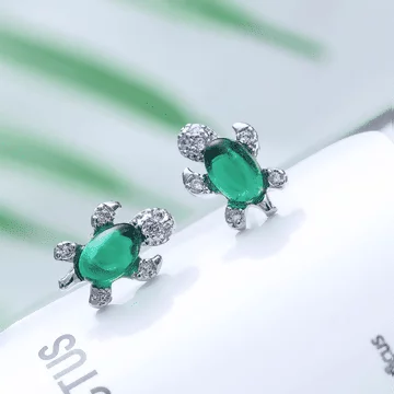925銀針&times;綠晶小烏龜&times;耳針