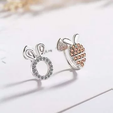 小兔子葫蘿蔔&times;U型耳骨耳夾