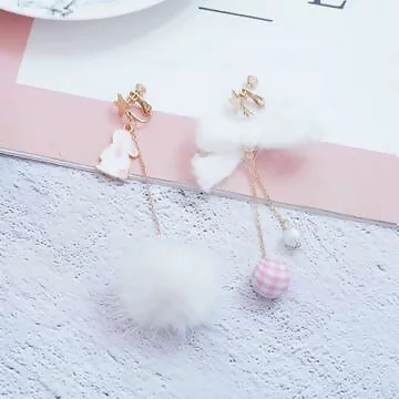 白兔毛線蝴蝶結圓球×不對稱螺旋耳夾