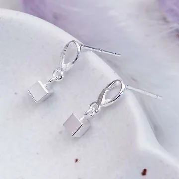 925銀針&times;鏤空水滴小方塊&times;吊墜耳針