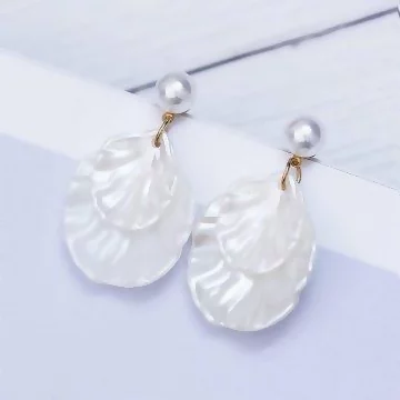 純白簡約珍珠貝殼&times;吊墜耳環