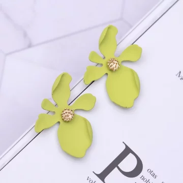 不規則抹綠五瓣花朵&times;吊墜耳環