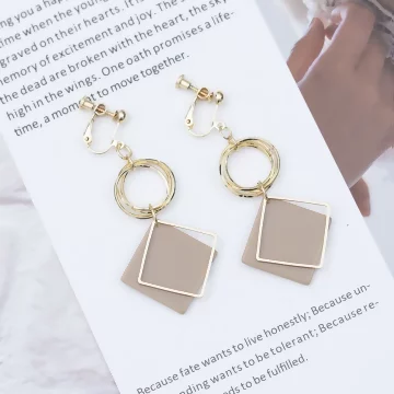 奶茶菱形金屬圓環&times;螺旋耳夾