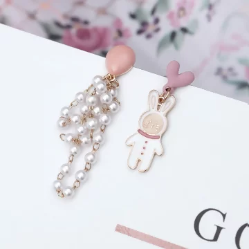 氣球飄飄愛心小兔&times;不對稱吊墜耳環