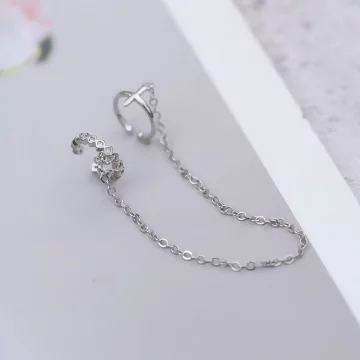 十字晶鑽相連&times;單邊U型耳骨夾