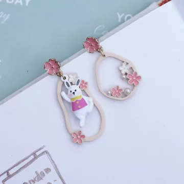 花朵跳躍小兔&times;不對稱吊墜耳環