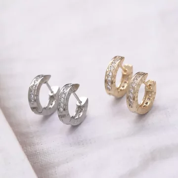 字母圍繞晶鑽&times;耳扣&times;共二色