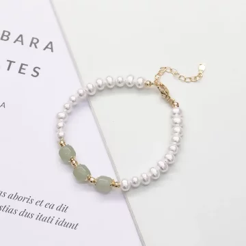 三顆小綠珍珠&times;手鍊