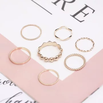極簡金屬波堤&times;七套件戒指組&times;金色