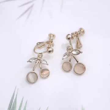 貓眼小櫻桃&times;螺旋耳夾