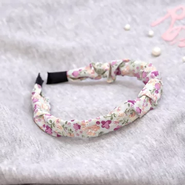 皺摺小碎花&times;髮箍&times;淺綠