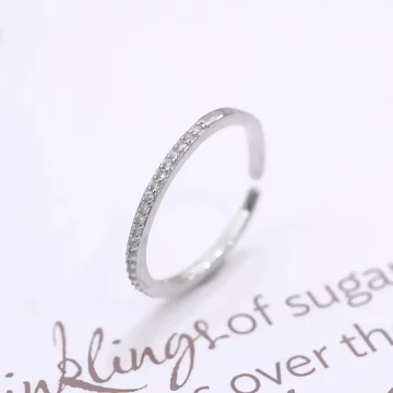 925銀飾×小巧細緻晶鑽×開口戒指