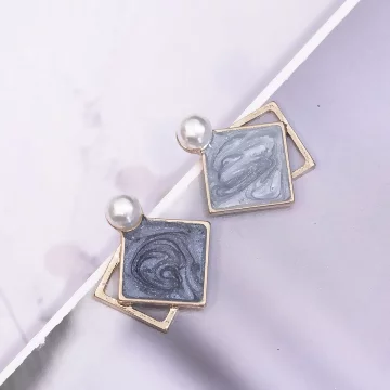 斜方暈藍珍珠&times;耳環