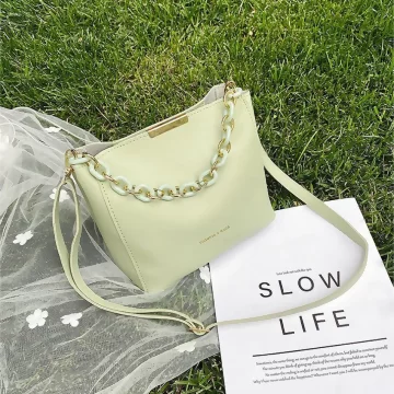 時尚鍊條桶包&times;斜背包&times;綠色