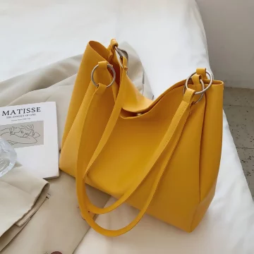 素面皮革軟包&times;細繩肩背袋&times;黃色