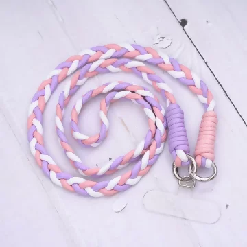 撞色麻花辮&times;手機斜背雙勾掛繩&times;粉紫