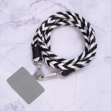 拼色麻花辮子&times;手機斜背雙勾掛繩&times;黑色