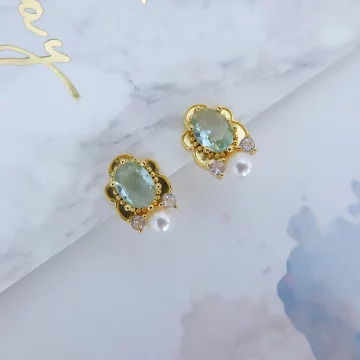 小巧宮廷寶石珍珠&times;蚊香盤U型耳夾