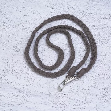 單色結辮編織&times;手機斜背雙勾掛繩&times;咖啡