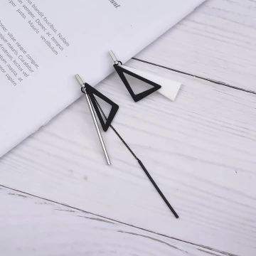 超長三角型不規則長桿&times;不對稱蚊香盤U型耳夾