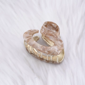 金屬流光&times;鯊魚夾&times;棕咖