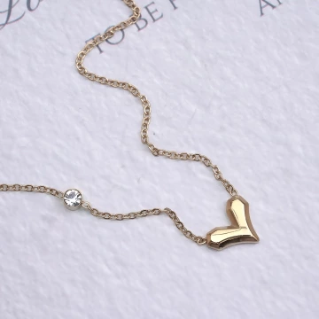 316鋼飾&times;愛心點鑽&times;鎖骨項鍊&times;金色