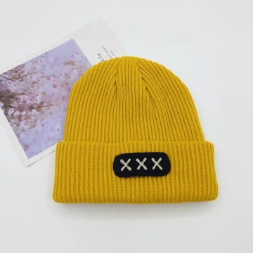 中性叉叉針織帽&times;毛帽&times;黃色