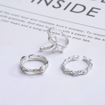 氣質綁帶蝴蝶結&times;三套件戒指組&times;銀色