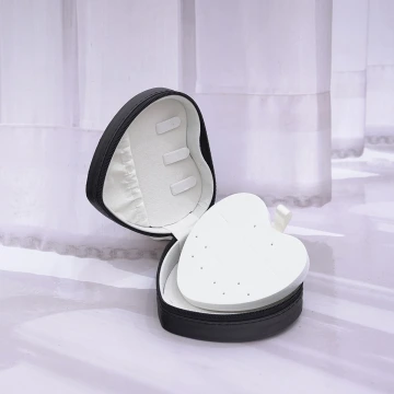 愛心雙層皮革×拉鍊飾品盒×黑色