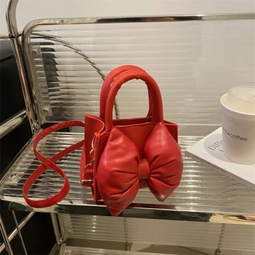 澎澎蝴蝶結小廢包×斜背包×紅色