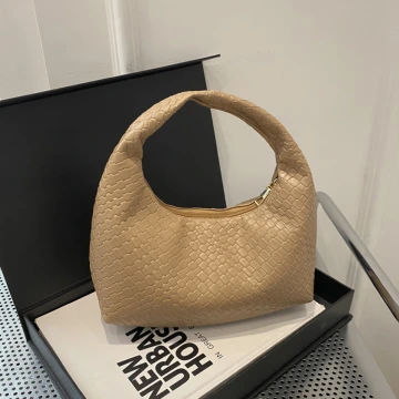 高級感壓紋餃子包&times;手提袋&times;卡其