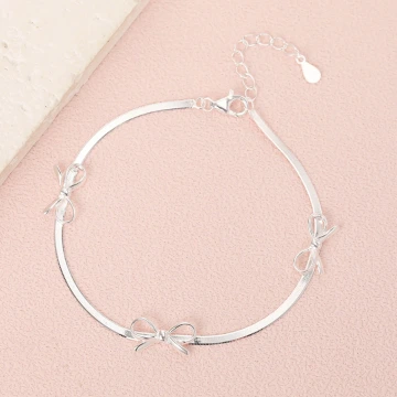 三蝴蝶結&times;扁形蛇骨&times;手鍊