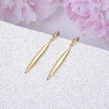 顯瘦簡約細柳&times;吊墜耳環