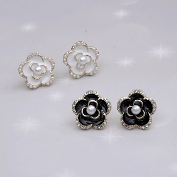 小香風珍珠山茶花×耳環×共二色