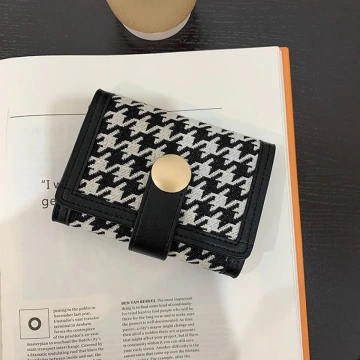 千鳥紋布面皮革×三折短皮夾×黑色