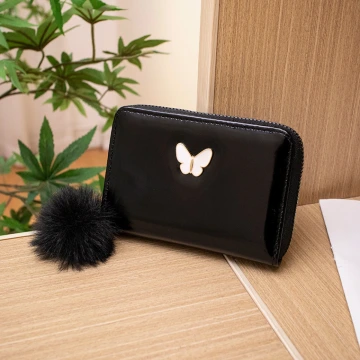 亮漆皮革白蝴蝶毛球×拉鍊短皮夾×黑色