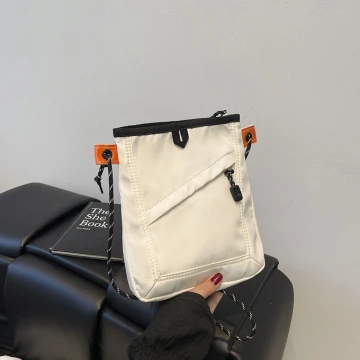 中性工裝小方包×斜背包×白色