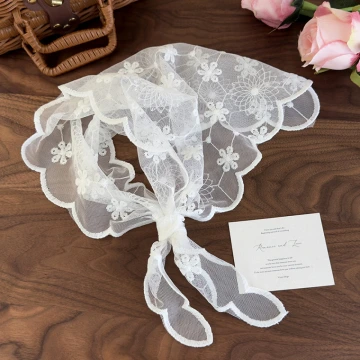 芙蓉出水&times;純白蕾絲&times;三角頭巾