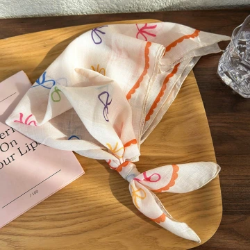 淡橘蝴蝶結×絲巾×四角頭巾