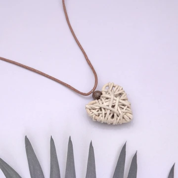 藤編愛心&times;蠟繩&times;可調節長項鍊