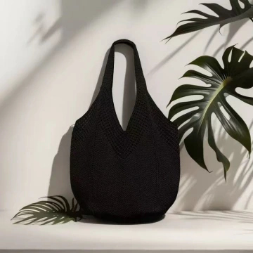 素色M型鏤空針織×肩背包×黑色