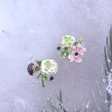 花花世界&times;不對稱耳環