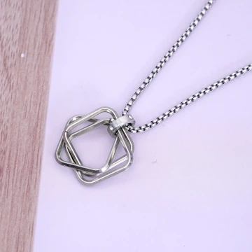 方框三環&times;長項鍊