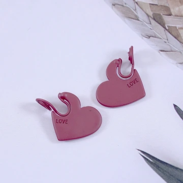 LOVE霧質紅心&times;蚊香盤U型耳夾