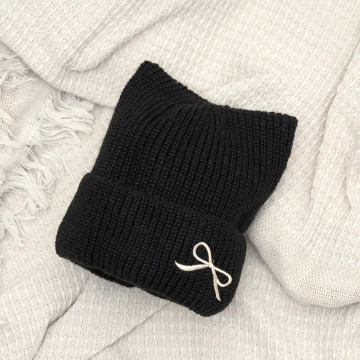 平頭俏貓耳蝴蝶結&times;毛帽&times;黑色