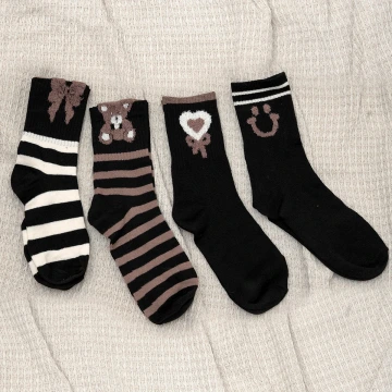 熊熊笑臉蝴蝶結愛心&times;中筒襪&times;四雙套件襪子組