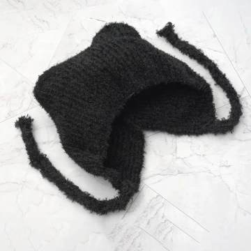 羔毛繫繩小耳朵&times;毛帽&times;黑色