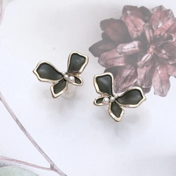 墨色蝴蝶花&times;吊墜耳環